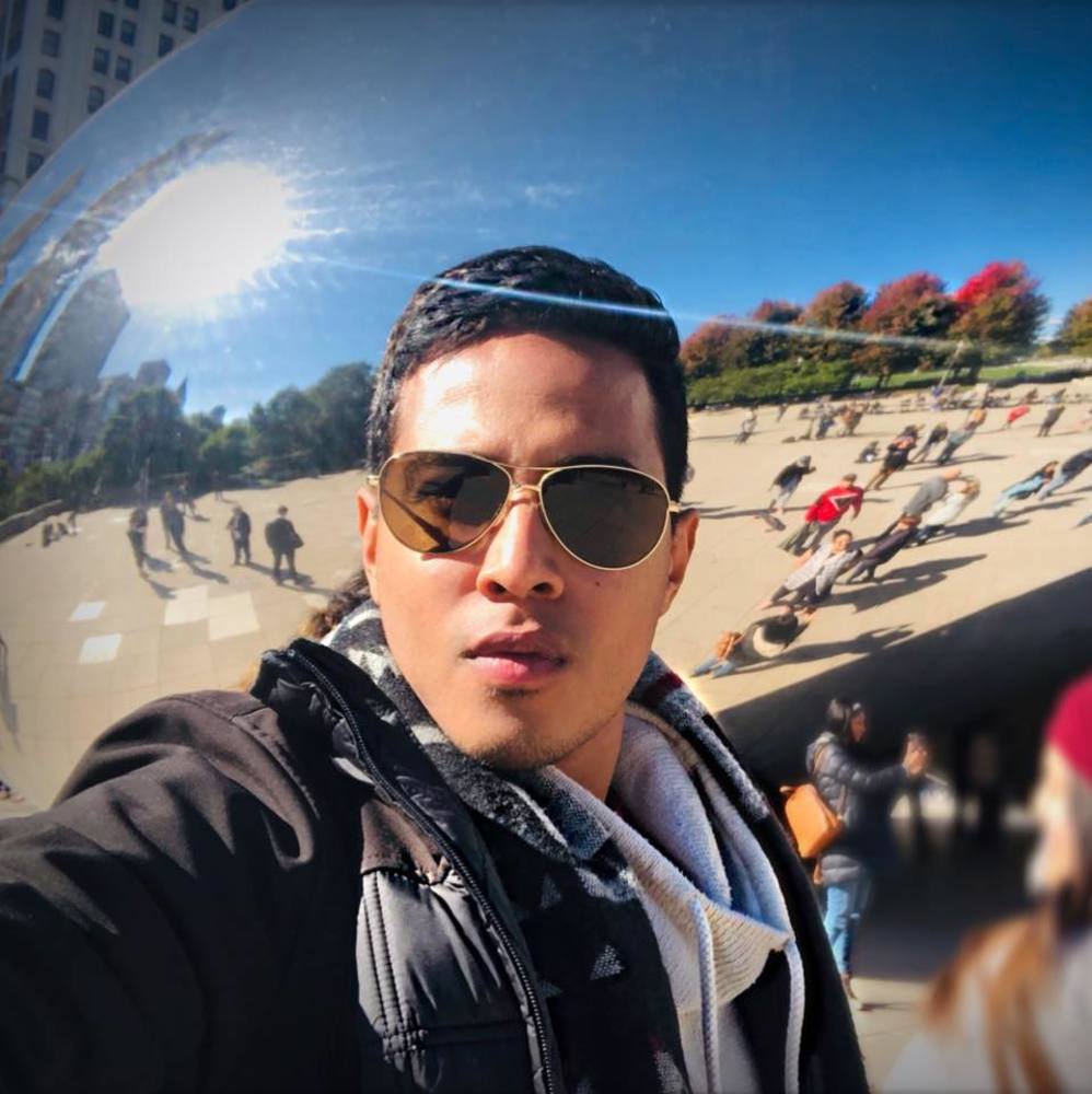 Meet your Posher, Luis